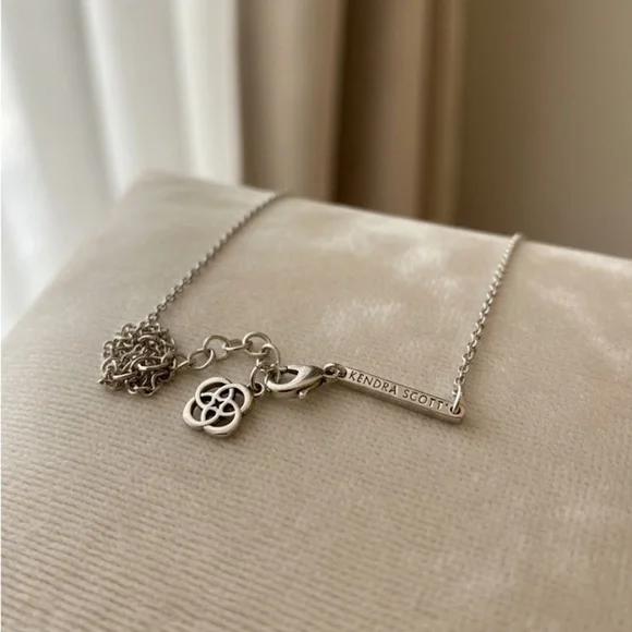 Kendra Scott Cory Pendant Necklace in Silver & Ivory Mother of Pearl - Picture 3 of 3